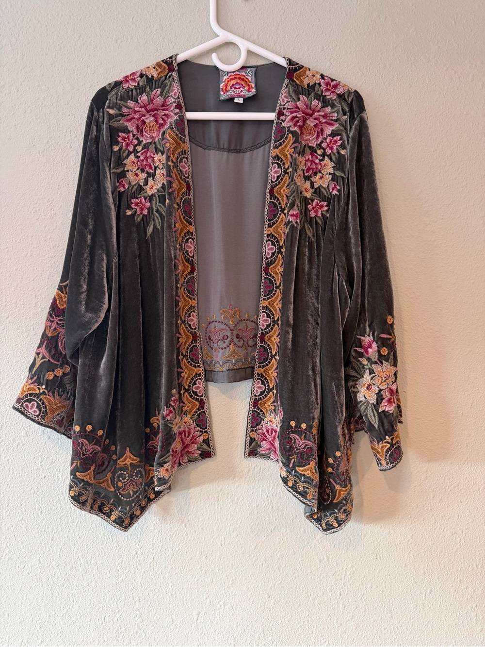 Johnny Was Gray Velvet Embroidered Kimono Jacket Draped Shrug Boho Size L MINT